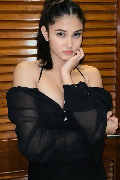 Call Girls In Gulabi Bagh 9711800081 Escorts Service Delhi NCR — image 2