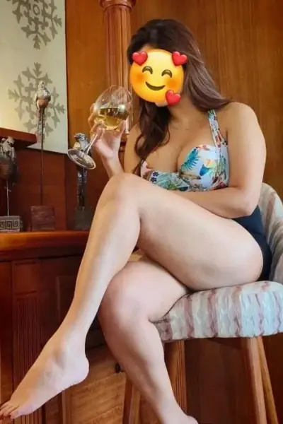 Call Girls In Hauz Khas {(9654467111)} DELHI Shot 1500 Night 6000